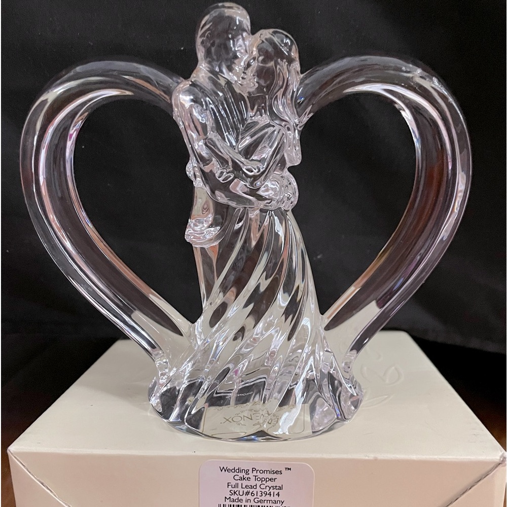 NEW! Lenox WEDDING CAKE TOPPER - Full Lead Crystal “Wedding Promises”